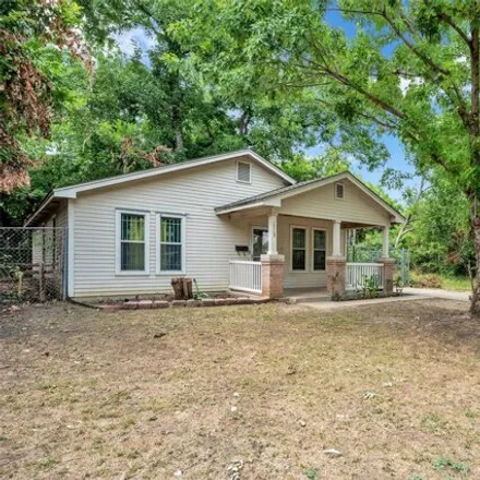 Image 3 - 1713 Glenmore Ave, Fort Worth, Texas, 76102 - House for sale