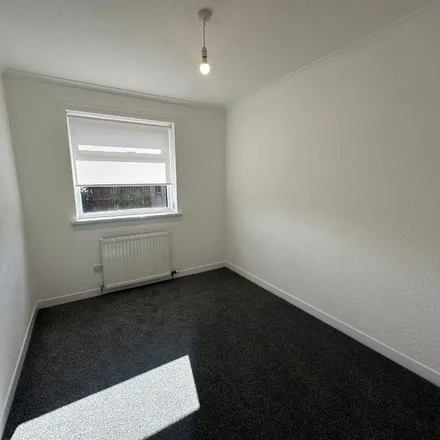 Image 2 - Kirkfield Bank Way, Blantyre, ML3 9JU, United Kingdom - Apartment for rent