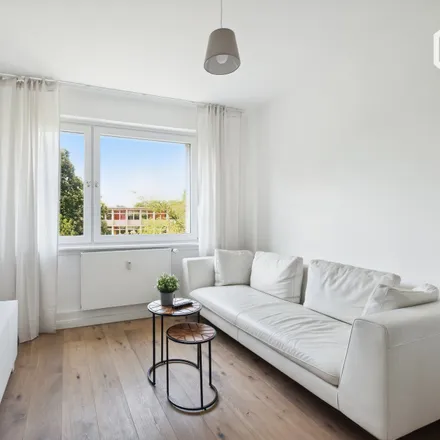 Rent this 1 bed apartment on Bachstraße 25 in 22083 Hamburg, Germany