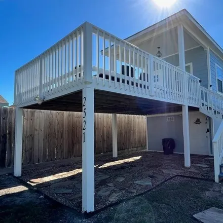Buy this 1 bed house on Avenue L Church in Avenue L, Galveston
