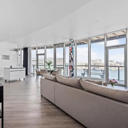 Rent this 3 bed apartment on Islands Brygge 32A in 2300 København S, Denmark