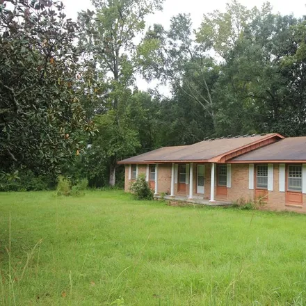 Buy this 4 bed house on 104 Hillcrest Drive in Laurel, MS 39440