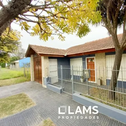Buy this 2 bed house on Chubut 2853 in Zacagnini, B7600 ARH Mar del Plata
