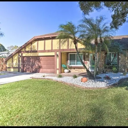 Image 2 - 850 South Wind Circle, Sunrise, FL 33326, USA - House for rent