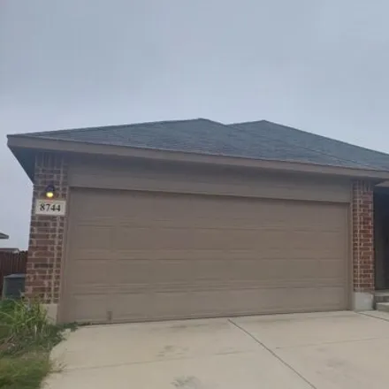 Rent this 4 bed house on 8742 Ironwood Hill in Bexar County, TX 78254