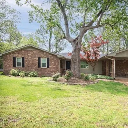 Buy this 4 bed house on 1748 Covey Drive in Jonesboro, AR 72404