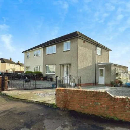 Buy this 3 bed duplex on Derwen Way in Abergavenny, NP7 6DL