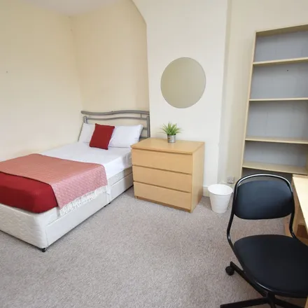 Image 1 - Fanny Street, Cardiff, CF24 4ER, United Kingdom - Apartment for rent