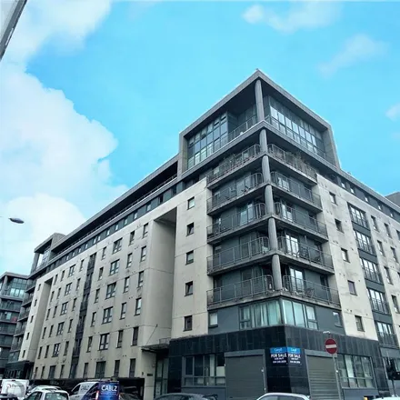 Rent this 3 bed apartment on Kingston Quay in Paterson Street, Glasgow