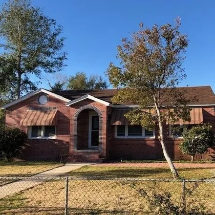 Rent this 3 bed house on 1378 Wilson Avenue in Escambia County, FL 32507