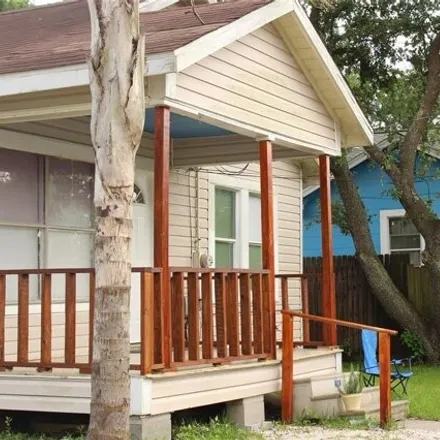 Rent this 2 bed house on 2134 Maryland Street in Baytown, TX 77520