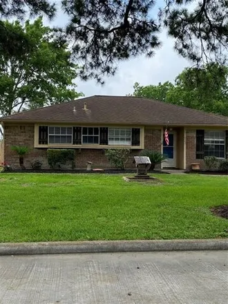 Rent this 3 bed house on 651 Francis Court in League City, TX 77573