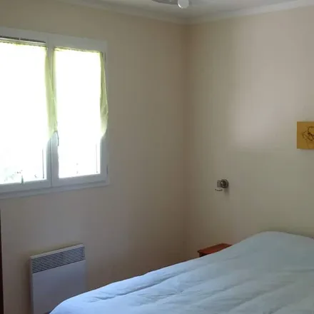 Rent this 2 bed house on 24290 Auriac-du-Périgord