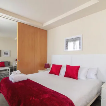 Rent this 1 bed apartment on Madrid in Tuc Tuc, Calle de Sandoval