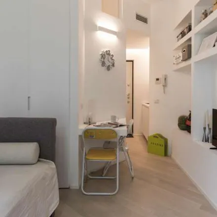 Image 5 - Via Raffaello Sanzio, 20, 20149 Milan MI, Italy - Apartment for rent