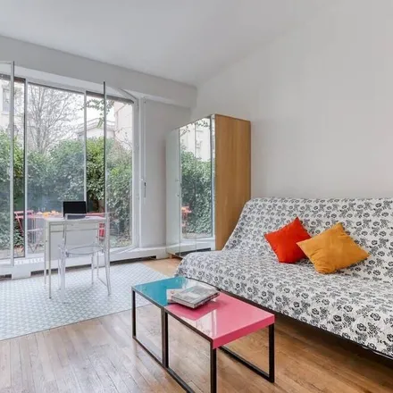 Rent this studio apartment on 92200 Neuilly-sur-Seine