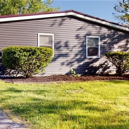 Rent this 3 bed house on 119 Marilyn Drive in Grandyle Village, Grand Island