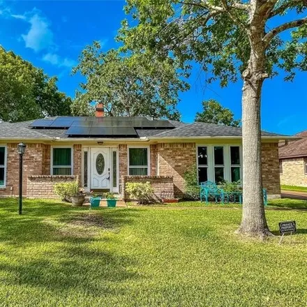 Buy this 3 bed house on 5176 Shady Oaks Lane in Friendswood, TX 77546