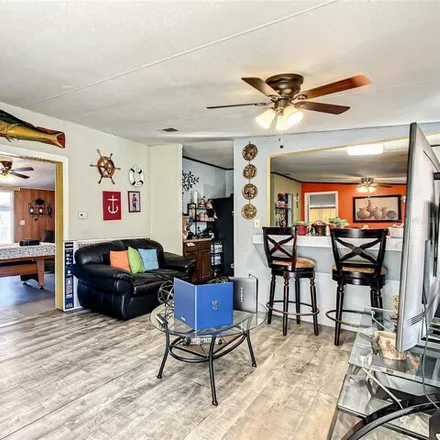 Image 5 - 7569 Southwest 2nd Place, Martel, Marion County, FL 34474, USA - Apartment for sale