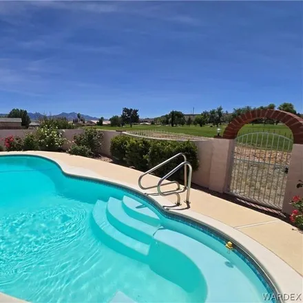 Buy this 3 bed house on 985 Country Club Dr in Kingman, Arizona
