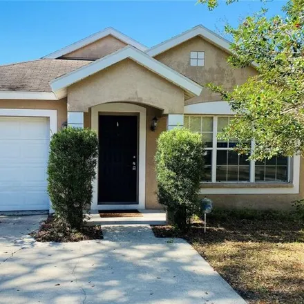 Rent this 3 bed house on 911 Cape Cod Circle in Hillsborough County, FL 33594