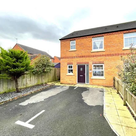 Rent this 3 bed duplex on unnamed road in Market Harborough, LE16 9JA