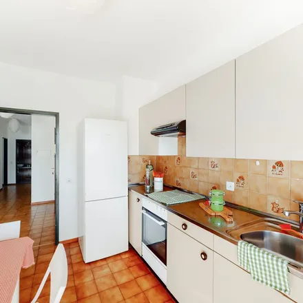 Image 8 - ALDI, Via Bellinzona 49, 6710 Circolo della Riviera, Switzerland - Apartment for rent