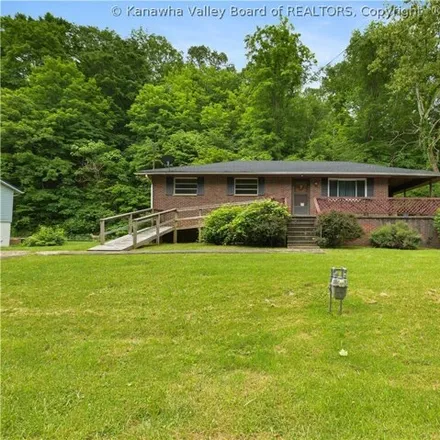 Buy this 3 bed house on 4781 Washington Street West in Cross Lanes, WV 25313