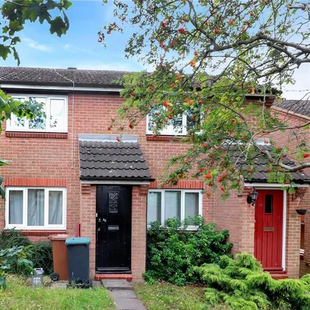 Rent this 2 bed townhouse on 41 Station Road in Abbots Langley, WD4 8LG
