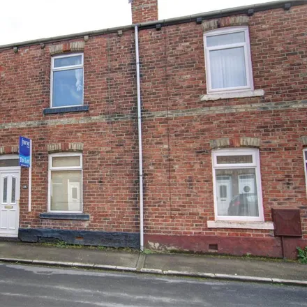 Rent this 2 bed townhouse on Lebaneat Express in 37 Young Street, Durham