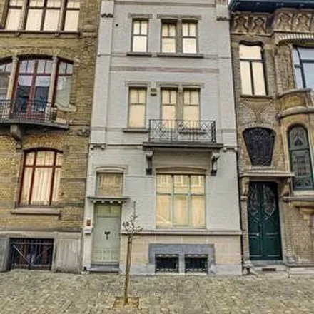 Rent this 5 bed townhouse on Rue Paul Lauters - Paul Lautersstraat 49 in 1050 Ixelles - Elsene, Belgium