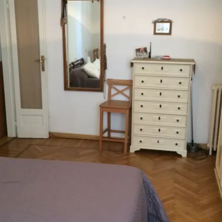 Image 1 - Via Vincenzo Foppa 27, 20144 Milan MI, Italy - Apartment for rent