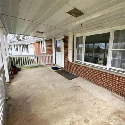 Image 3 - 116 Colonial Village, Penn Hills, PA 15235, USA - House for sale
