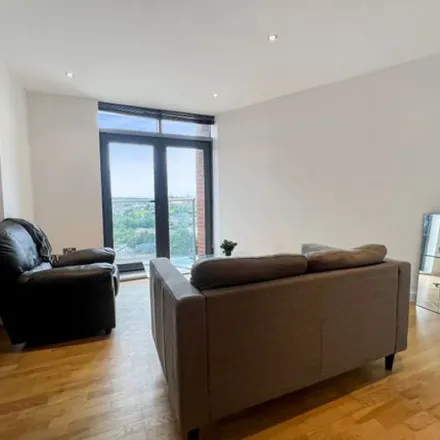 Image 3 - Gotts Road, Leeds, LS12 1DW, United Kingdom - Apartment for rent