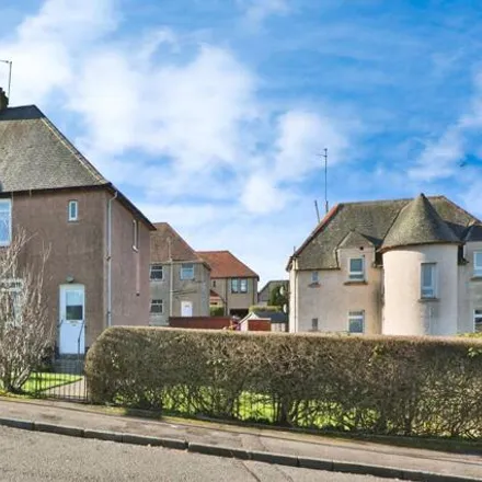 Buy this 2 bed house on Parkburn Avenue in Kirkintilloch, G66 4AU