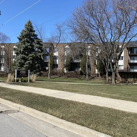 Image 1 - Meadows Condominiums, 1200 West Northwest Highway, Mount Prospect, IL 60056, USA - Condo for rent