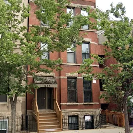 Rent this 1 bed house on 1657 N Halsted St Apt 2r in Chicago, Illinois