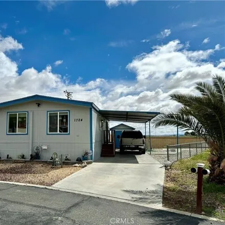Buy this studio apartment on 2002 Windcurrent Drive in Rosamond, CA 93560