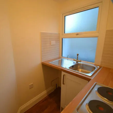 Rent this 1 bed apartment on 17 Dorset Gardens in Brighton, BN2 1RL