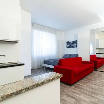 Rent this studio apartment on Viale Certosa 284