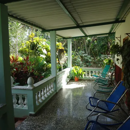 Rent this 2 bed house on Candelaria
