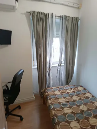 Rent this 6 bed room on Estrada Militar in 2700-808 Falagueira-Venda Nova, Portugal