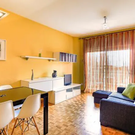 Rent this 5 bed apartment on 256 - Malats 28 in Carrer de Malats, 08001 Barcelona