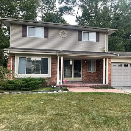 Image 1 - 23585 Rockingham Street, Southfield, MI 48033, USA - House for sale