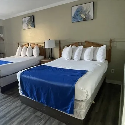 Image 7 - Travelodge by Wyndham Fort Bragg, 763 North Main Street, Fort Bragg, CA 95437, USA - House for sale