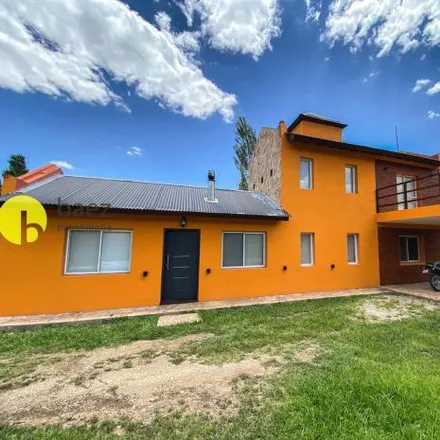 Buy this 2 bed house on Las Violetas in Junín, 5883 Municipio de Carpintería