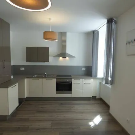 Rent this 2 bed apartment on Transport Alainé in Rue de la Grosne, 71000 Mâcon