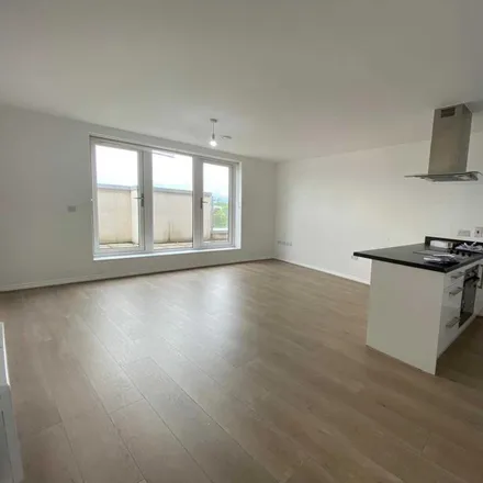 Rent this 3 bed apartment on Elstree Way in Borehamwood, WD6 1BX