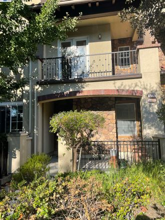 Rent this 3 bed townhouse on 584-6 De Guigne Drive in Sunnyvale, CA 94088-3453