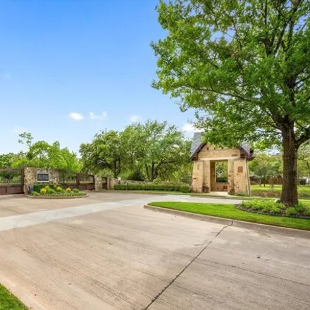 Image 2 - 4927 Beldon Trail, Colleyville, TX 76034, USA - House for sale